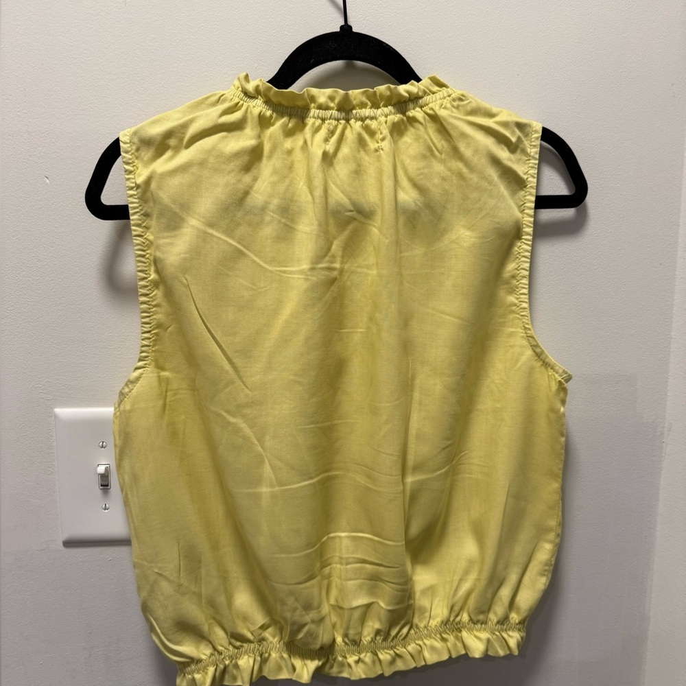 Cloth & Stone Ruffled-Edge Tank Size M - Picture 8 of 8